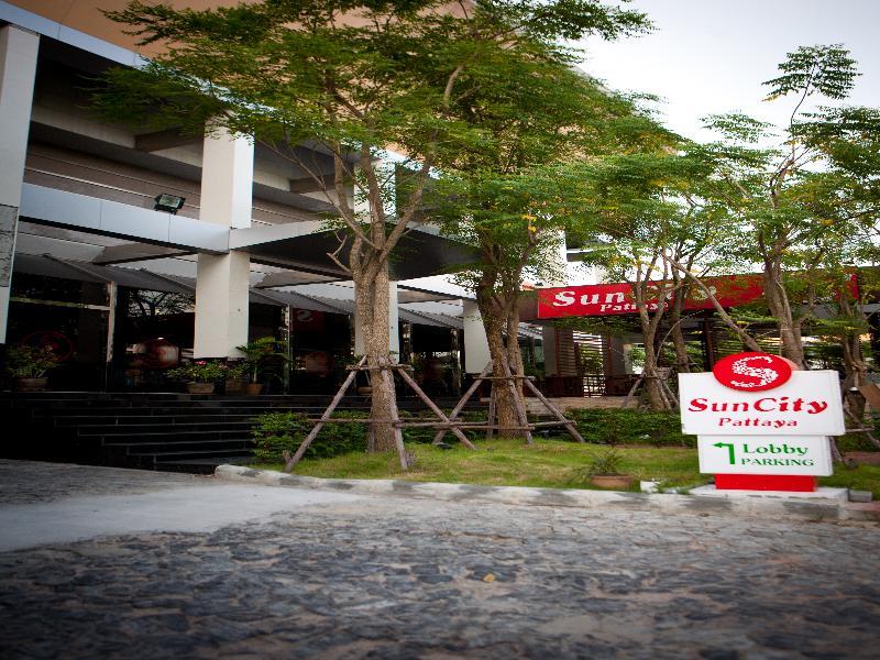 Sun City Pattaya Hotel Buitenkant foto